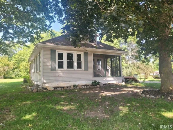 2950 S State Road 5 57 Rd #57, Pierceton, IN 46562