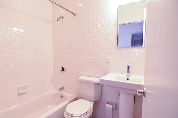 Rented by Compass | media 23