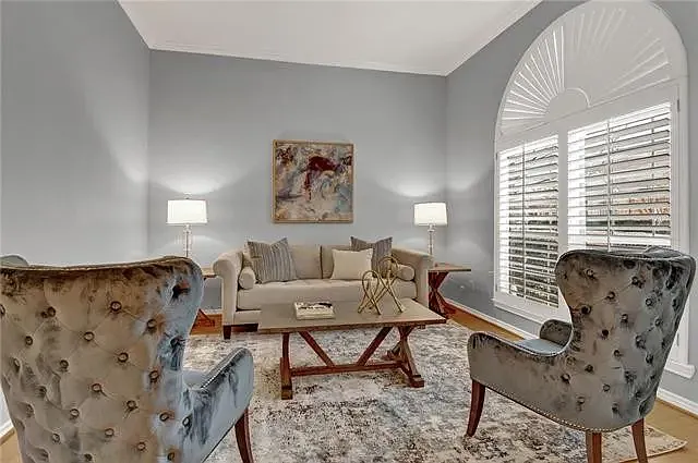 Living 2 - Formal - 1st floor