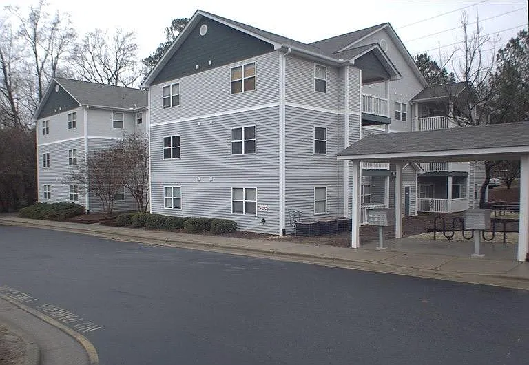 1430 Collegeview Ave #103 — Photo 2