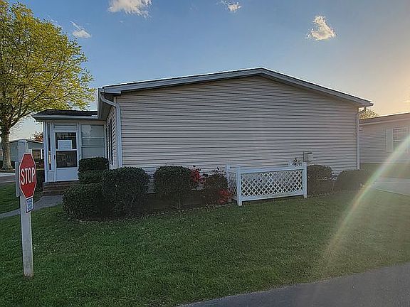 4th image of 90 Diamond Oak Way