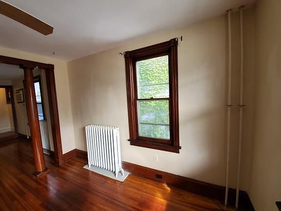 4th image of 240 S 2nd St