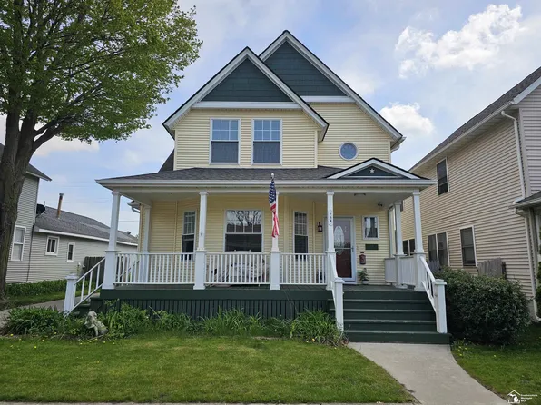 734 White St, Port Huron, MI 48060