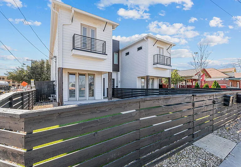 600 Melba St — Photo 3
