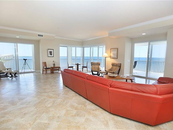 5th image of 1 Indian River Ave APT 401