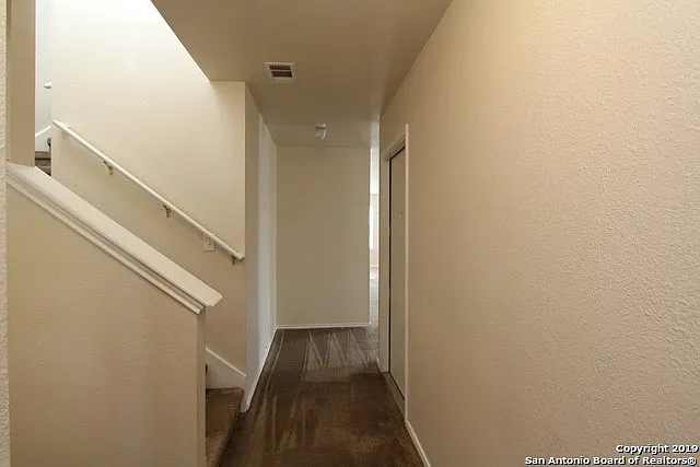 5507 Christina Path — Photo 4