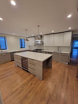 1st image of 441 W End Ave APT 11A