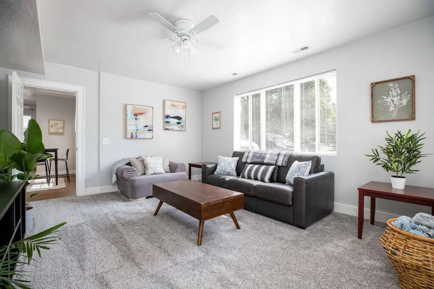 2 bed, 1.0 bath, 1194 sqft, $3,159 — Photo 1