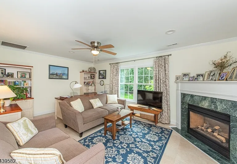 31 Cooper Ln — Photo 12