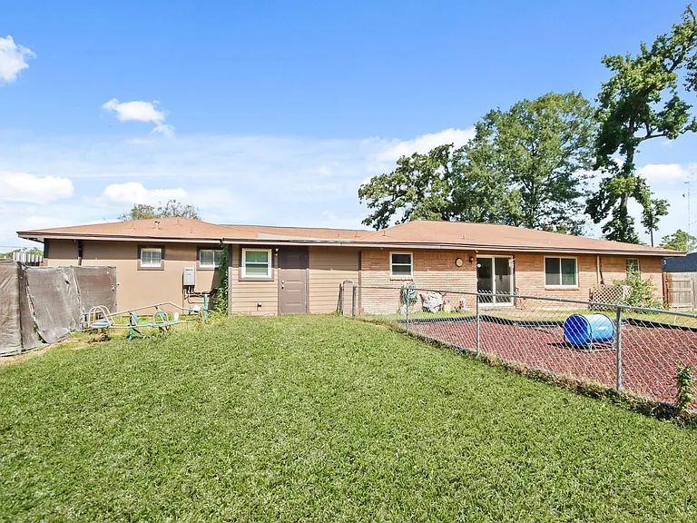 5302 Treaschwig Rd — Photo 6