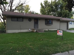 31 Lamar Dr, Treynor, IA 51575