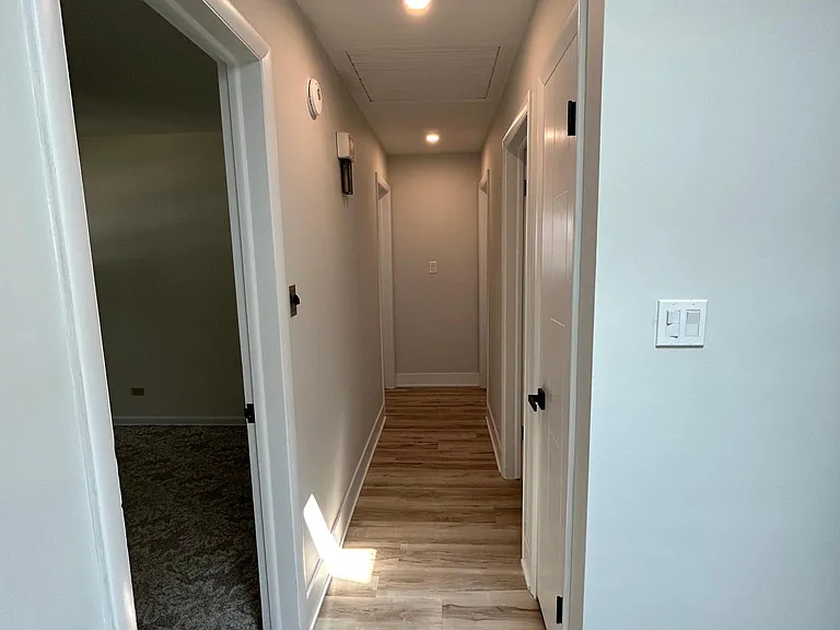 548 South St — Photo 12