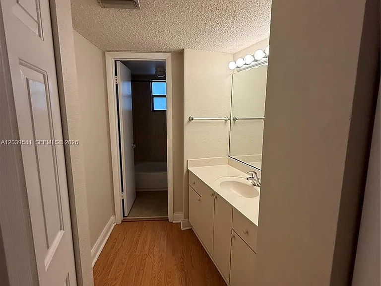 4205 N University Dr #309 — Photo 11