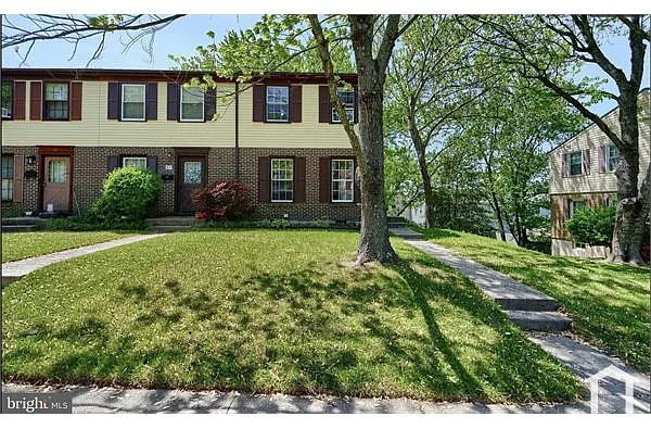 Building Photo - 19 Melken Ct #5J