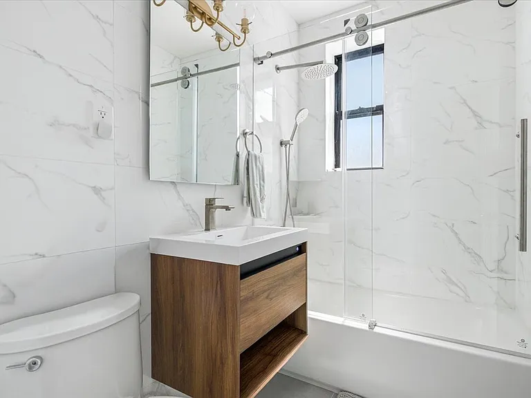6264 Saunders St #3P — Photo 18