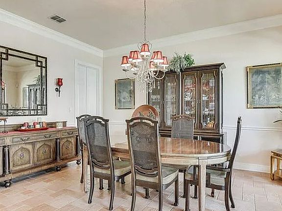 4th image of 58 Three Lakes Dr