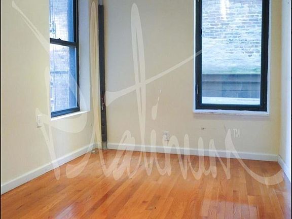 3rd image of 226 E 7th St APT 1B