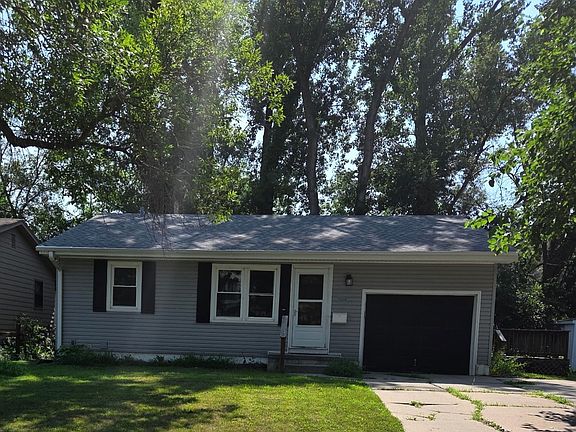 2nd image of 7235 N 39th Ave