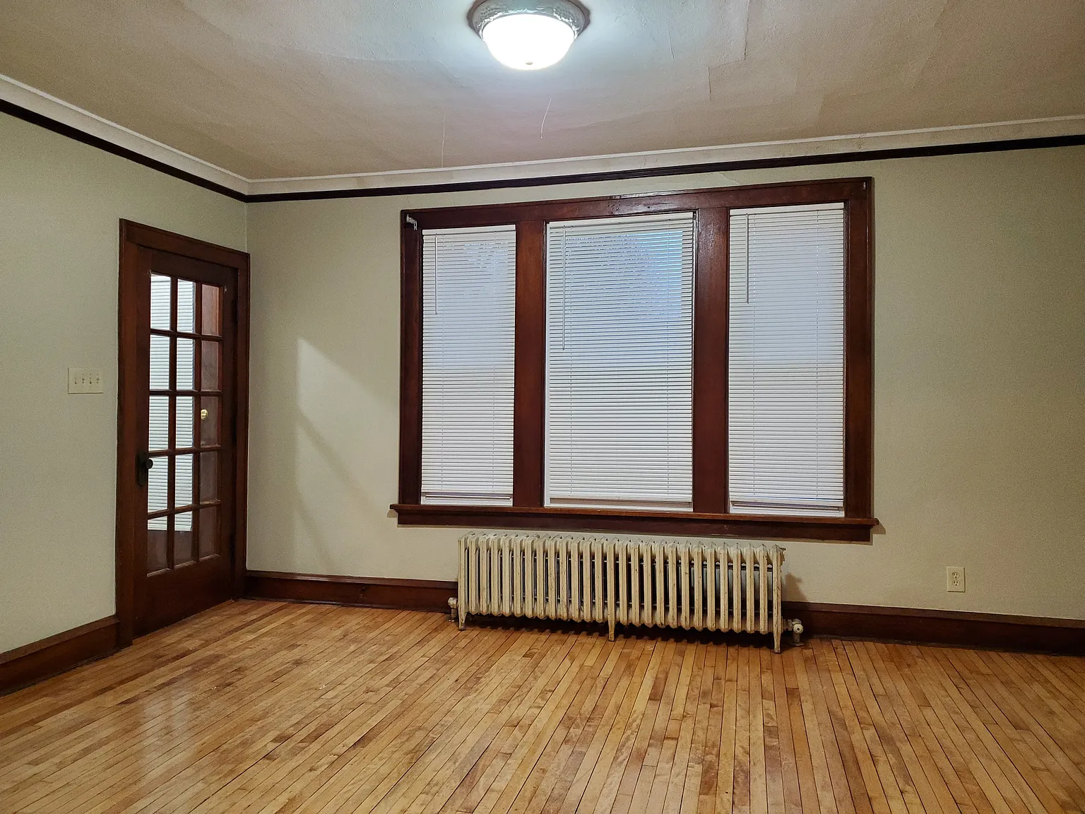 2 bed, 1100 sqft, $1,295 — Photo 2