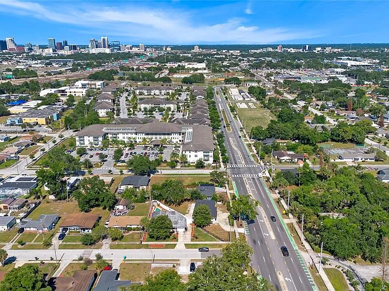 2419 Orange Center Blvd — Photo 34
