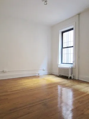 Rented by City Connections Realty | media 38