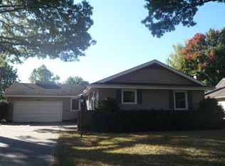 5911 W 86th St, Overland Park, KS 66207