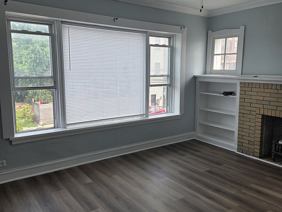 1st image of 2414 N California Ave APT 2