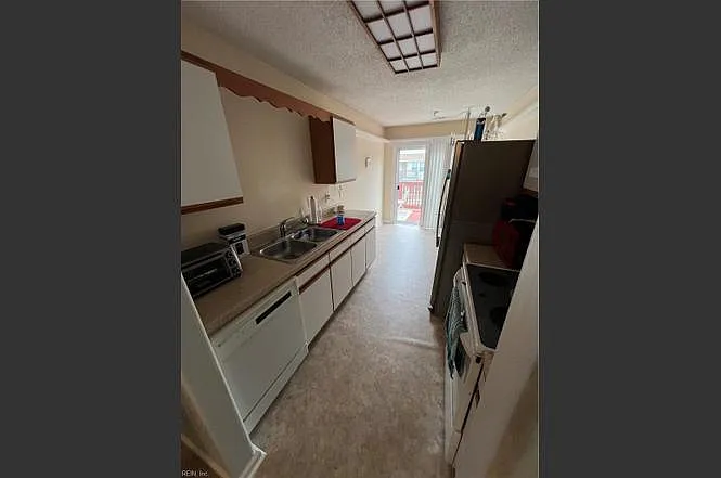 5093 Gatehouse Way — Photo 5