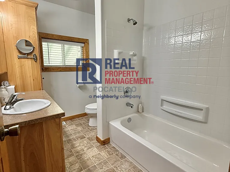 13355 N Dekay Rd — Photo 17