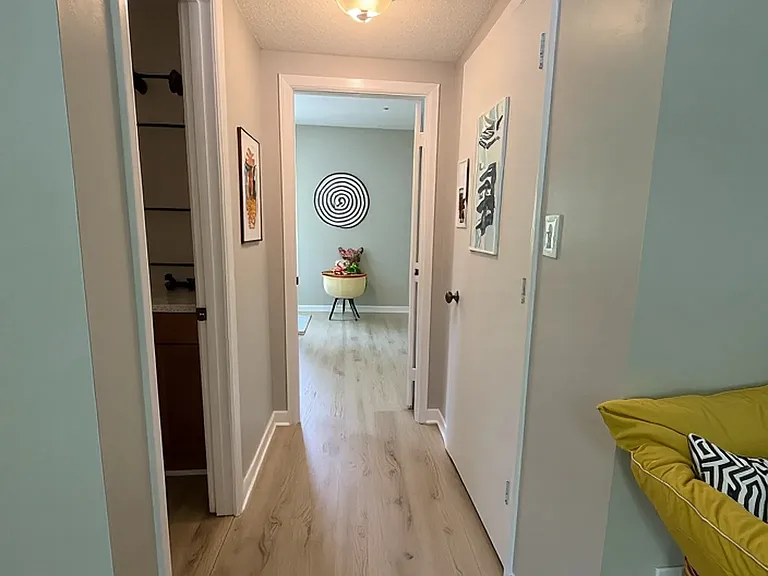 2020 Somerset Dr #2B — Photo 10
