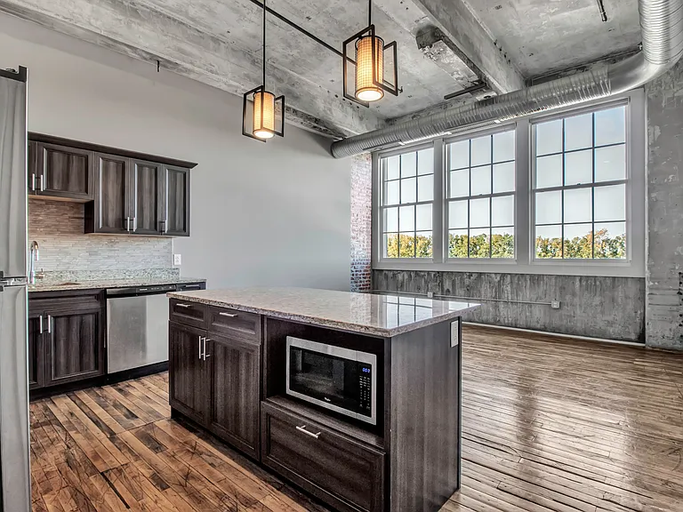 Crescendo Loft Apartments — Photo 30