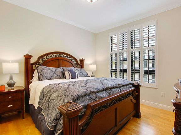 5th image of 701 S Olive Ave APT 2008