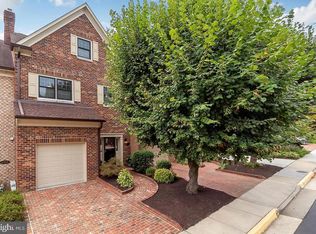 6357 Brampton Ct #5740, Alexandria, VA 22304