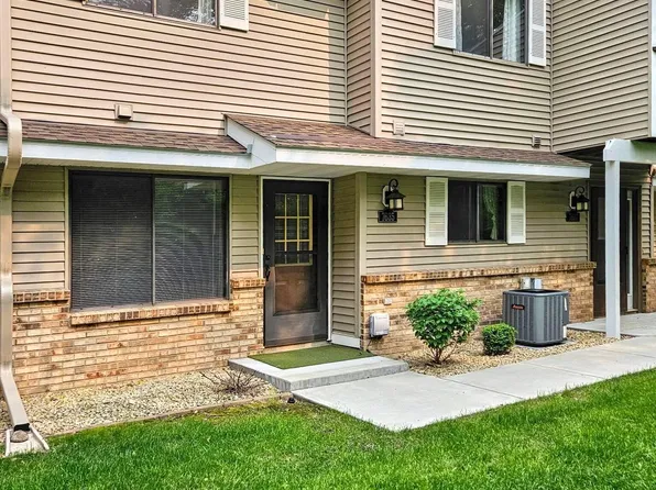 7635 Wedgewood Ct N, Maple Grove, MN 55311