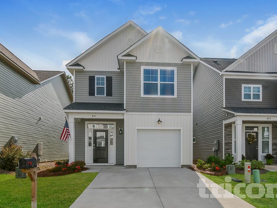 1st image of 821 Dawsons Park Way