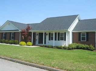 2002 Sunday Dr, Somerset, KY