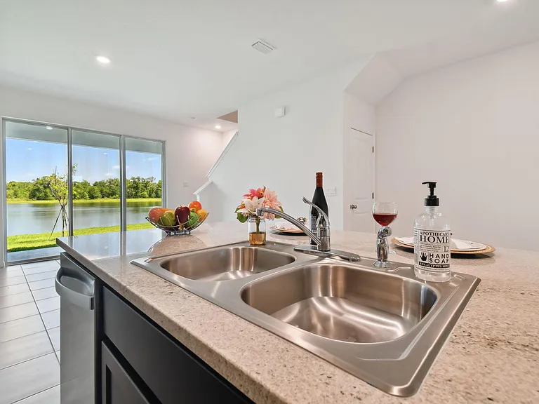 32895 Regent Canal St — Photo 41