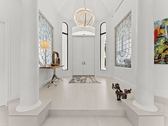 5th image of 4451 Bocaire Boulevard