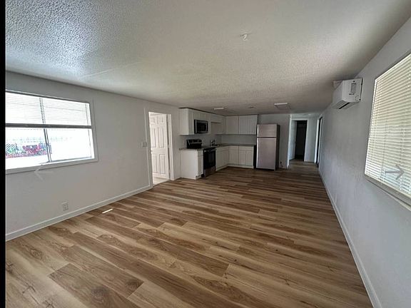 5th image of 1203 Primrose Peak Dr
