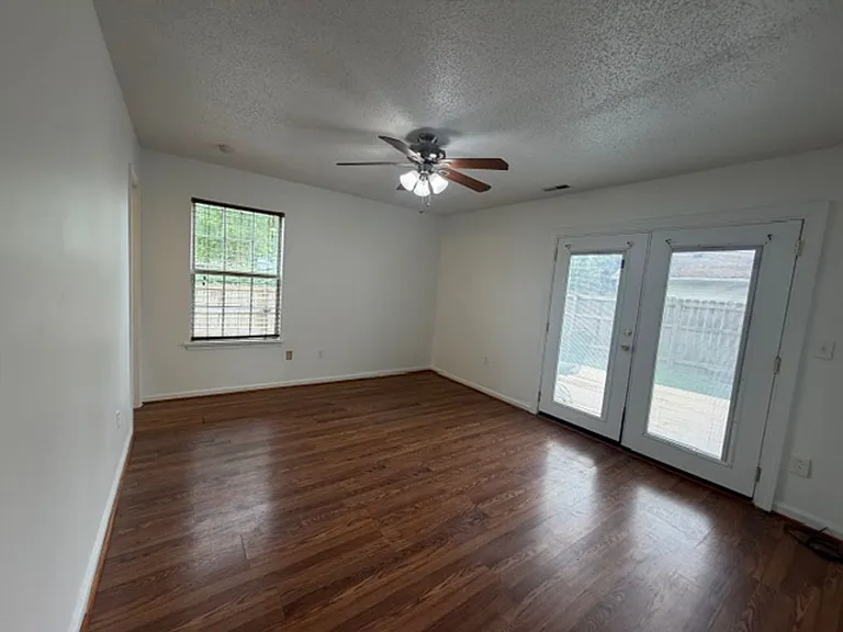 2245 Speckled Rock Ln — Photo 25