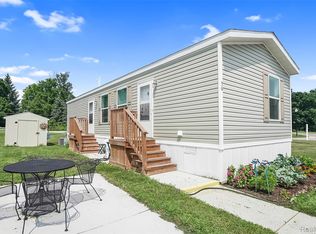 56 E Arizona, Belleville, MI 48111