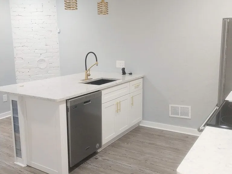 110 Handler St #1 — Photo 6