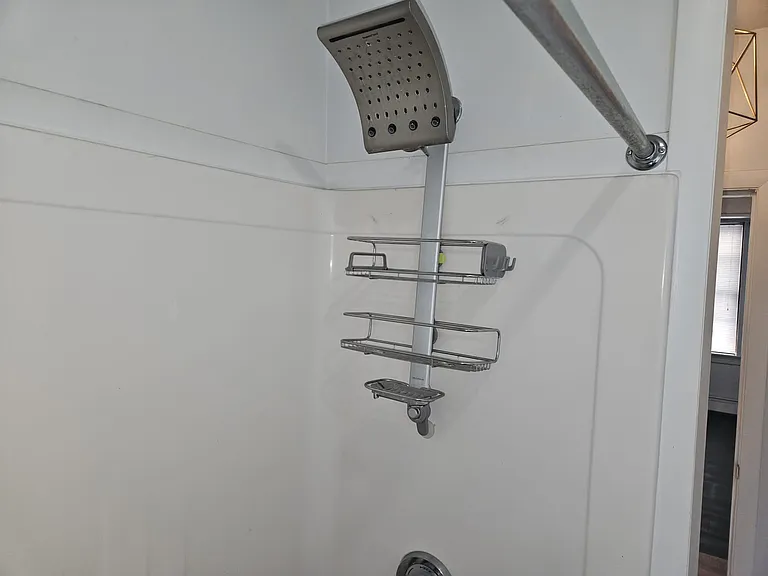 80 Terrace Ave #3 — Photo 9