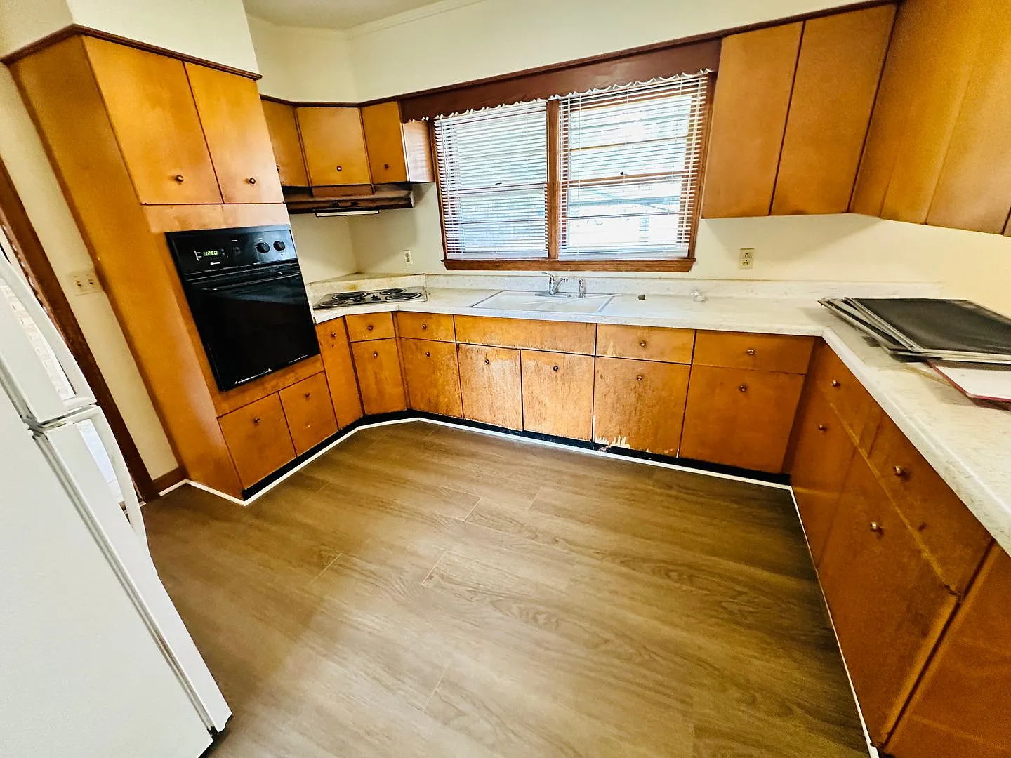 3 Bedroom 2 Bath House 1 Car Garage — Photo 4