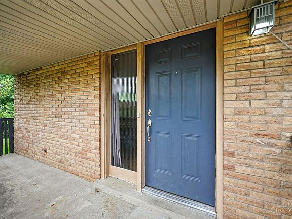 3rd image of 1225 Moonkist Ct