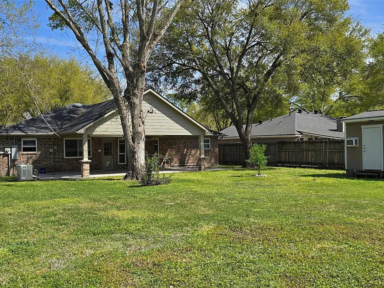 11507 Marrs Dr — Photo 34