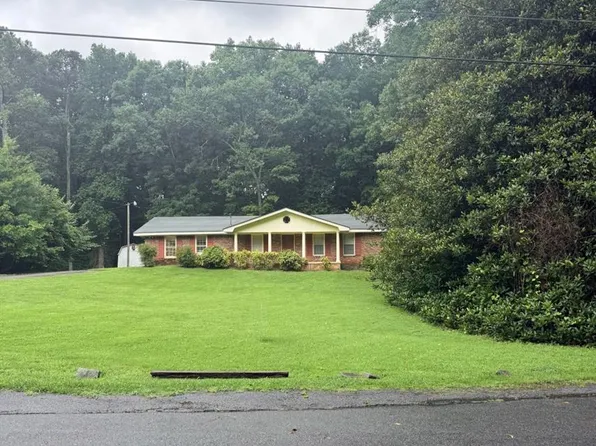 1501 Lucelle Ave, Stone Mountain, GA 30087
