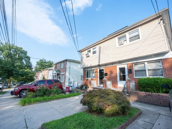 326 Virginia Ave, Staten Island, NY 10305