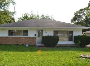423 Shabbona Dr, Park Forest, IL