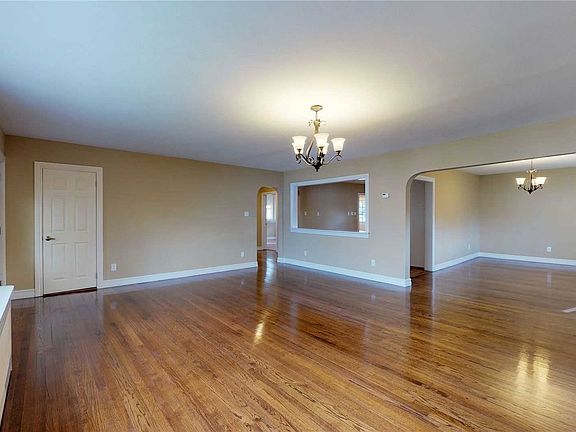 3rd image of 334 W 2nd St